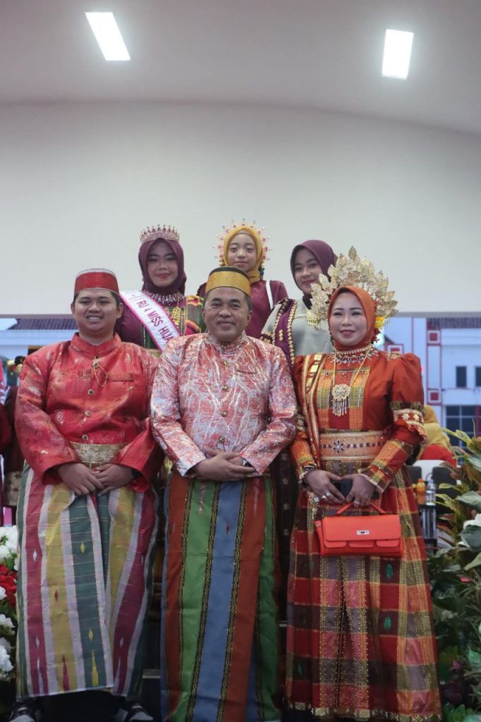 Peringatan HUT RI ke-80 Kukar Tunjukkan Wajah Kebhinekaan