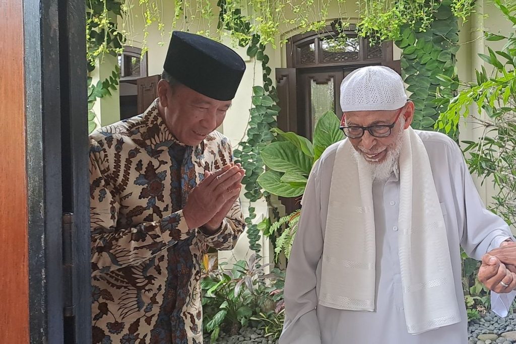 Jokowi dan Baasyir Bertemu, Membuka Pintu Komunikasi Pemerintah-Agama