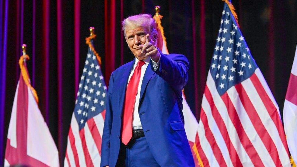 Donald Trump Ultimatum NATO: Stop Beli Minyak Rusia