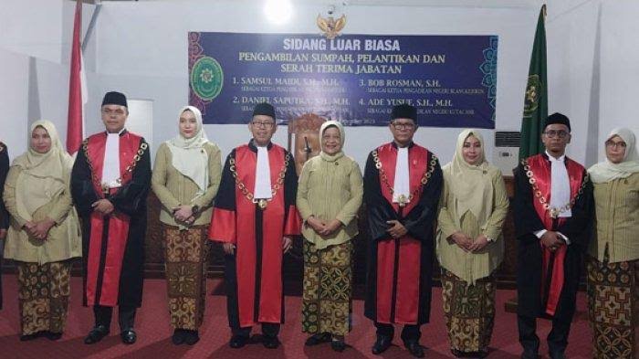 4 Panitera dan 20 P3K Dilantik Ketua PT Banda Aceh