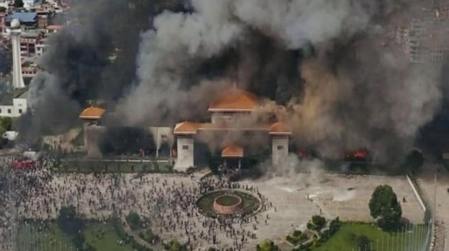 Militer Nepal Ajak Demonstran Berunding Pilih PM Baru