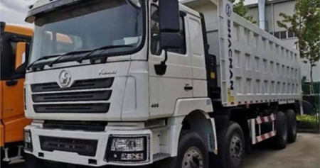Serbuan Truk Impor China, Penjualan RI Tertekan