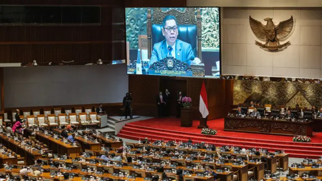 DPR Ketok Palu APBN 2026: Defisit Rp689,1 Triliun, Porsi MBG Rp335 Triliun