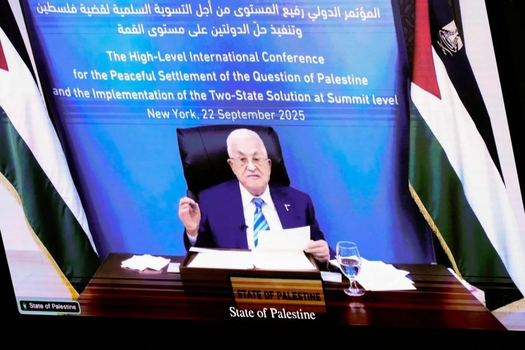 Presiden Abbas: Hamas Harus Lepas Senjata