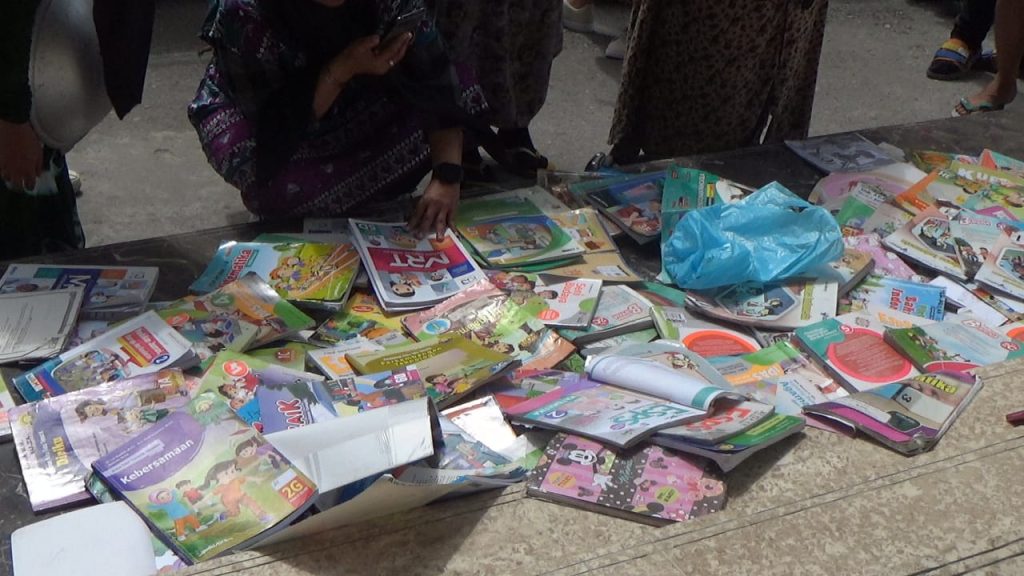 Kasus Jual-Beli Buku SD Samarinda, Orangtua Akui Tertekan