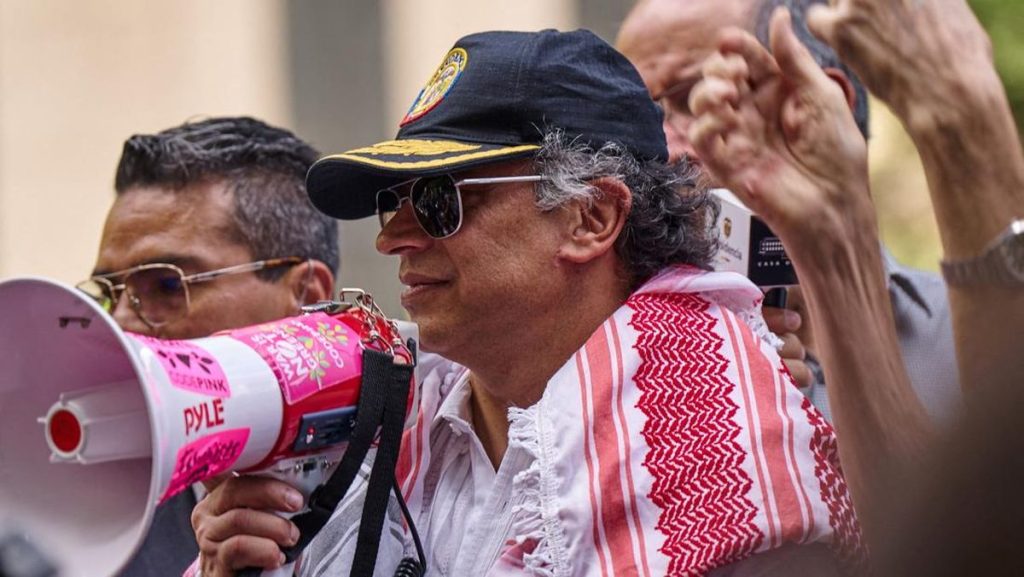 Presiden Kolombia Acuh soal Pencabutan Visa AS
