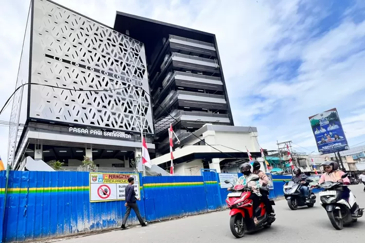 AH Lantik 329 Pejabat Baru Samarinda, Ingatkan Soal Anggaran