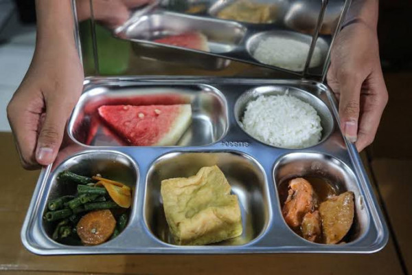 MBG Gratis Jadi Sorotan Orangtua di Balikpapan dan Samarinda
