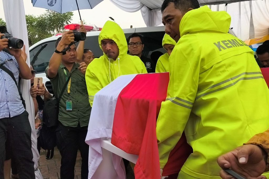 Jenazah Staf KBRI Peru Zetro Purba Dimakamkan di Tangsel Hari Ini