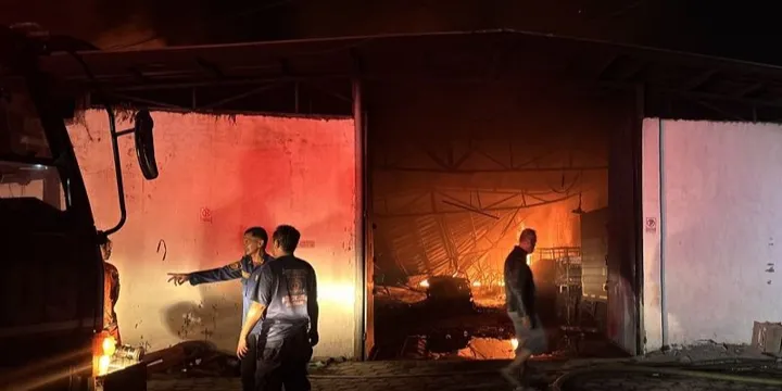 Kebakaran Ruko di Fatmawati, Api Baru Padam Tiga Jam Kemudian