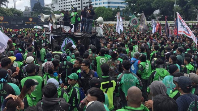 Ribuan Ojol Demo 17 September, Desak Potongan Aplikator Dibatasi