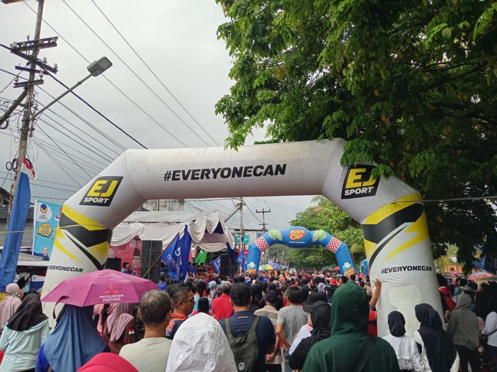 Senam Sehat dan Jalan Santai Pererat Persatuan Warga