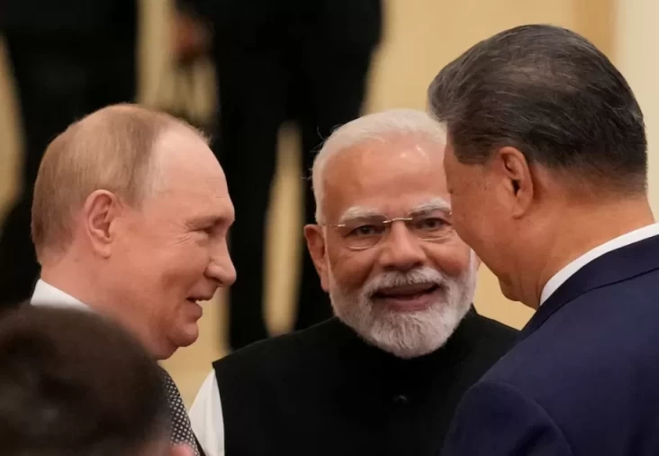 Xi Jinping, Putin, Modi Tampil Akrab di KTT SCO