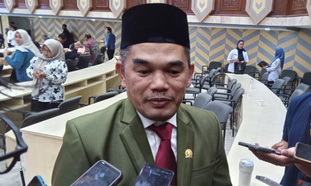 Klarifikasi DPRD Kaltim Soal Isu Wajib Beli Buku Ketua DPRD