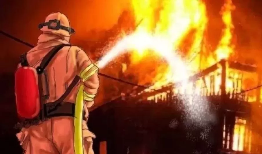 Korsleting Listrik Hanguskan Rumah Dua Keluarga di Tangerang