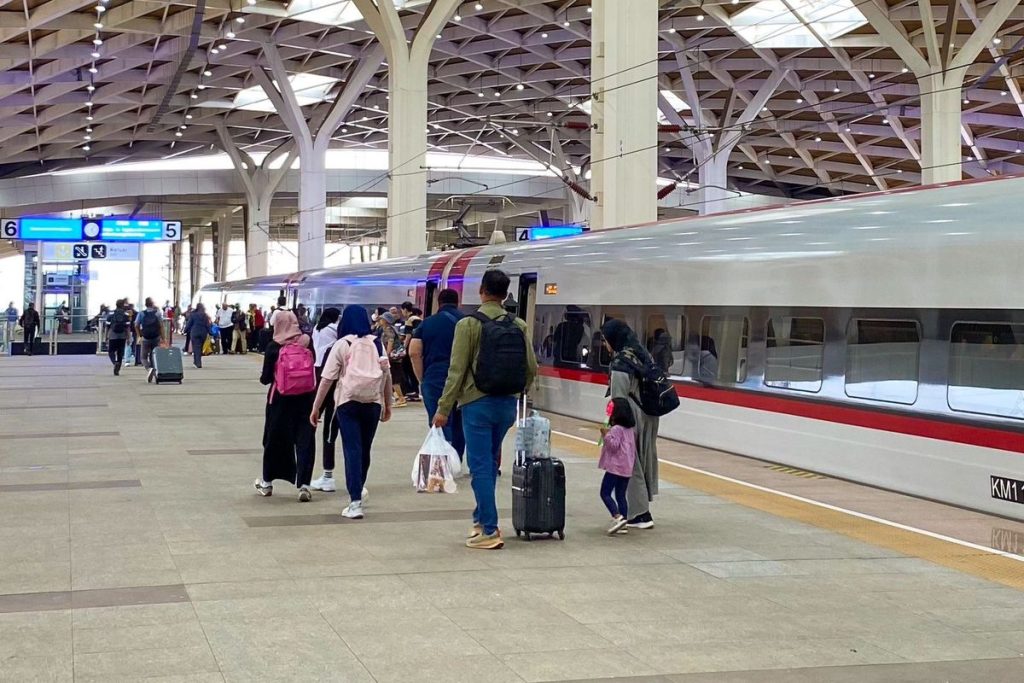 KPK Imbau Publik Tetap Gunakan Whoosh meski Sedang Usut Dugaan Korupsi