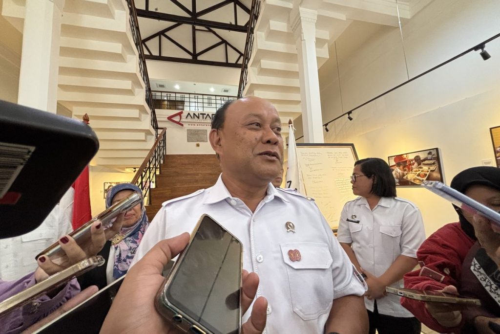 6.457 Penerima MBG Keracunan, DPR Soroti Pengawasan Program