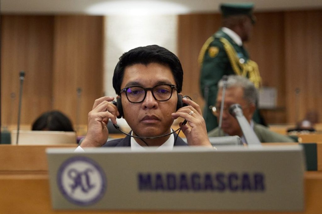 Militer Ambil Alih Madagaskar Setelah Rajoelina Dimakzulkan
