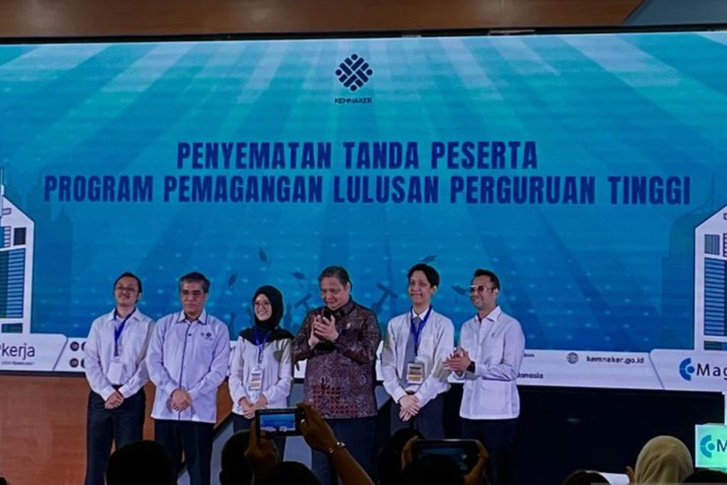 Menaker Yassierli Buka Magang Nasional 2025 untuk 20 Ribu Peserta