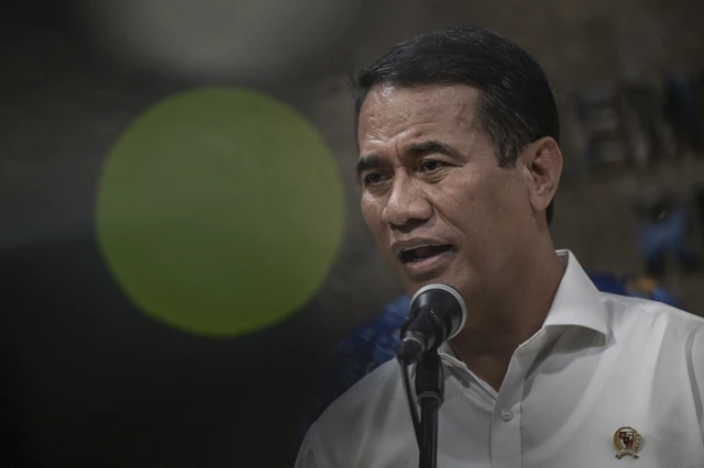 Presiden Prabowo Turunkan Harga Pupuk 20 Persen