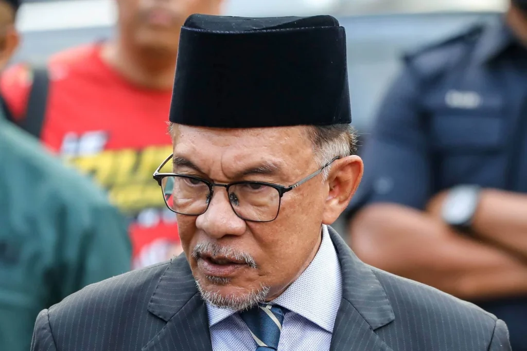 Malaysia Kaji Larangan Siswa Gunakan HP di Sekolah