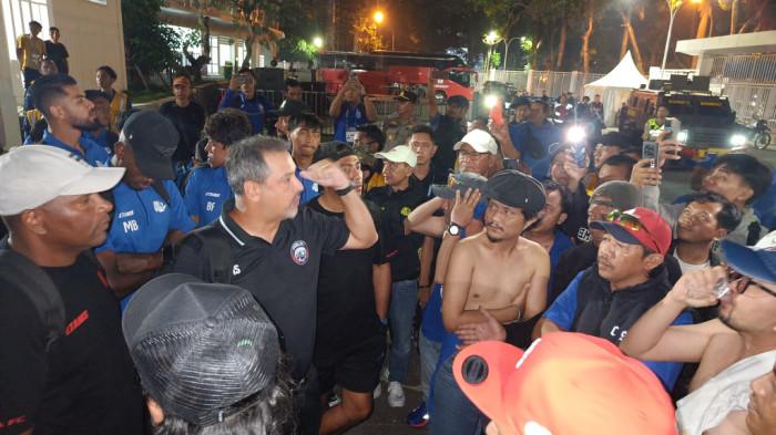 Aremania Desak Arema FC Bangkit Usai Tiga Kekalahan Beruntun