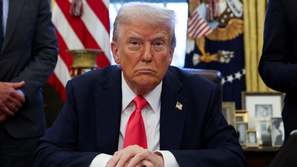 Trump Tolak Bertemu Pimpinan Partai Demokrat Sebelum Pemerintah Dibuka Kembali