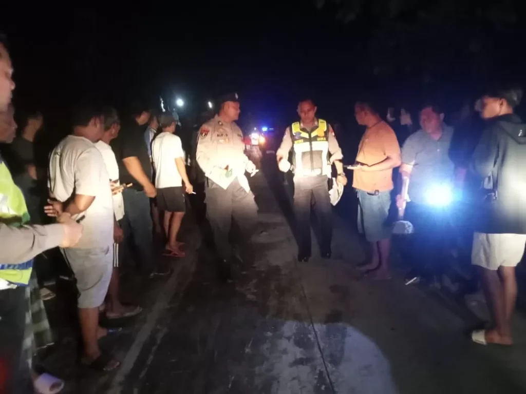 Satu Keluarga Tewas Tertabrak Pikap di Sragen