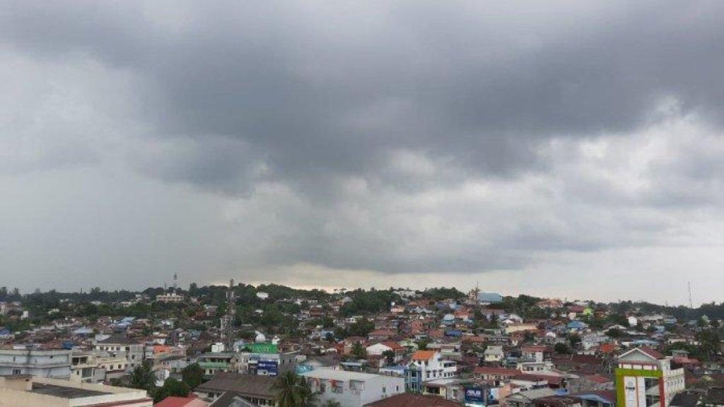 Jumat, BMKG Prediksi Hujan Petir di Sejumlah Wilayah