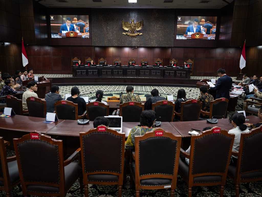 MK Bacakan 17 Putusan Hari Ini, Termasuk UU TNI dan Parpol