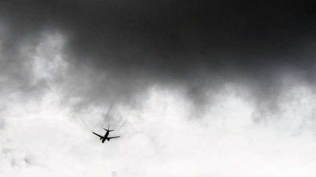 Pesawat dari Kanada Jatuh di Pegunungan Greenland, Satu Orang Tewas