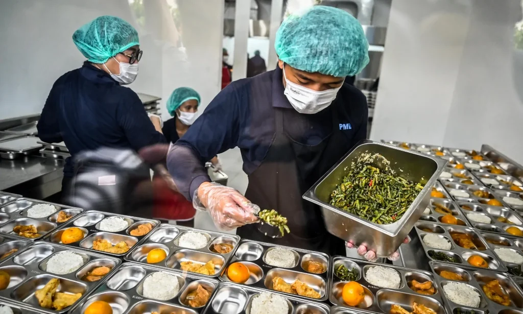 BGN Tegaskan Bahan Masakan MBG Harus Habis di Hari yang Sama
