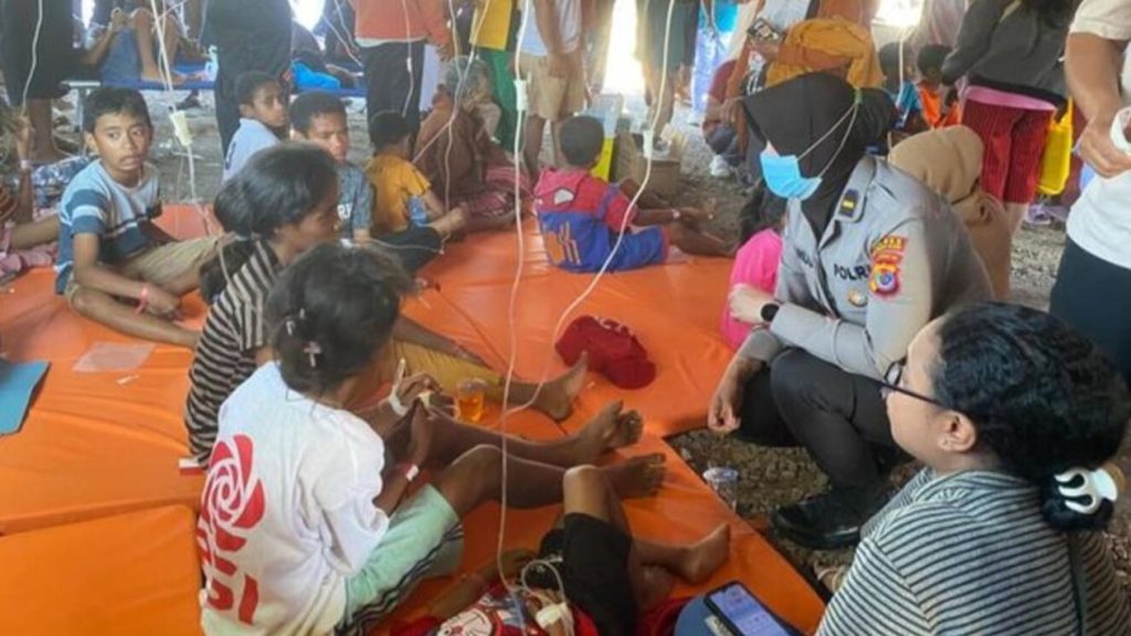 Keracunan Massal MBG di Soe, Ratusan Siswa Jalani Perawatan