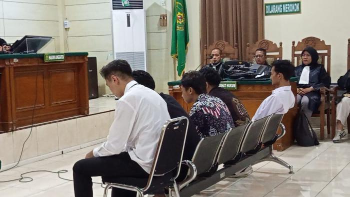 Tuntutan 3 Bulan Penjara Mahasiswa Demo May Day Dinilai Berlebihan