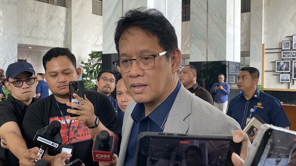 Purbaya Yudhi Sadewa Terima Kunjungan Ketua OJK Mahendra Siregar