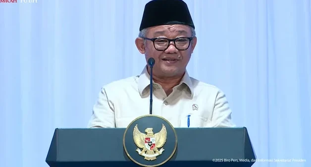 Mendikdasmen Sebut 172.550 Smartboard Sudah Tersalurkan di Hadapan Prabowo