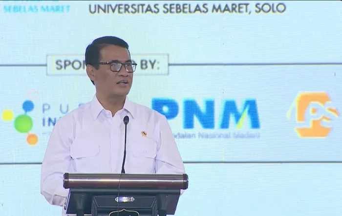 Mentan Amran Beri Motivasi Mahasiswa UNS di Acara “Indonesia Punya Kamu”