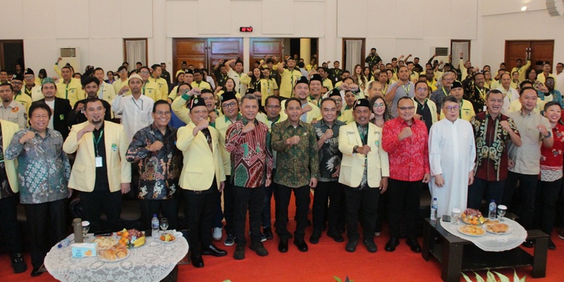 Menhut Ajak Pemuda Katolik Kawal Regulasi Hutan Adat