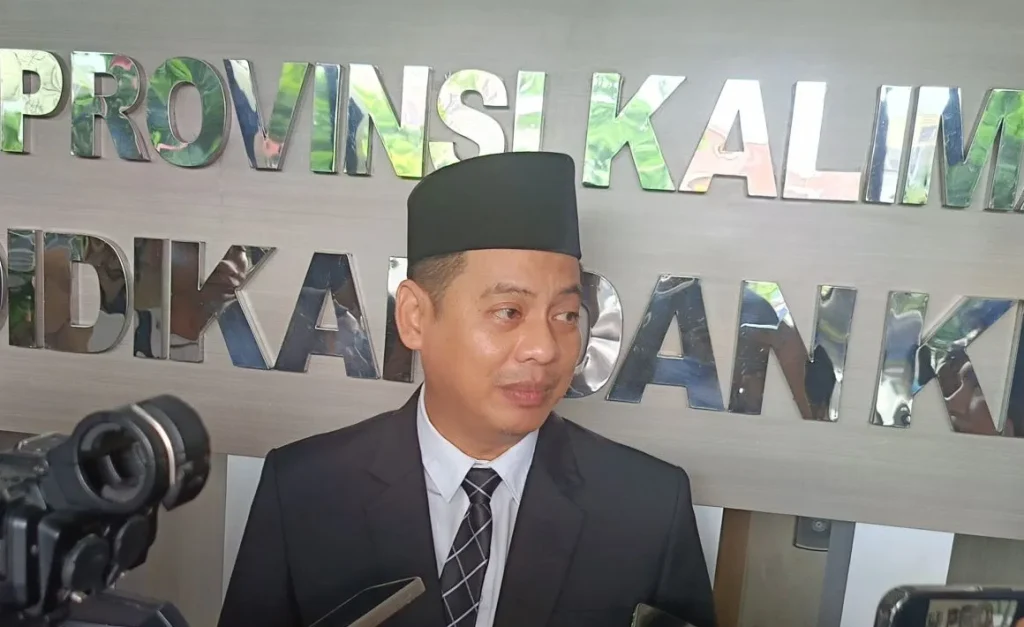 63 Ribu Siswa Kaltim Terima Seragam Gratis Akhir November 2025