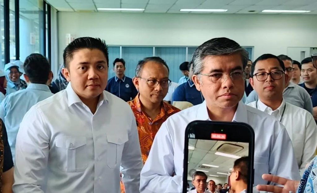 Menaker dan Seskab Tinjau Program Magang Nasional di PT Denso