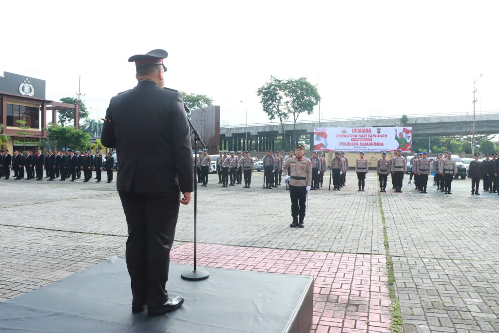 Polresta Samarinda Gelar Upacara Hari Pahlawan ke-80