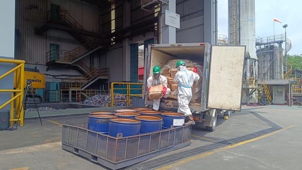 KLH Musnahkan 5 Ton Udang Tercemar Radioaktif