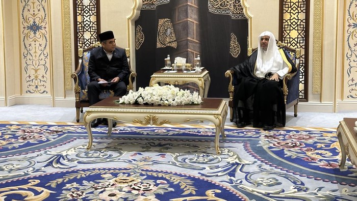 Ketua MPR Disambut Sekjen Liga Muslim Dunia di Makkah