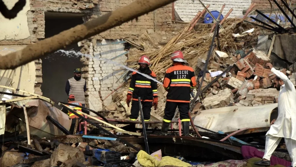 Pabrik Lem Meledak, 18 Orang Tewas di Pakistan