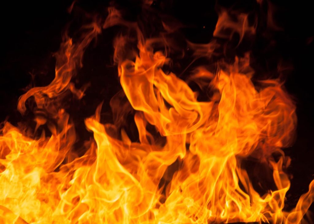 Lupa Matikan Kompor, Rumah Makan di Bogor Terbakar