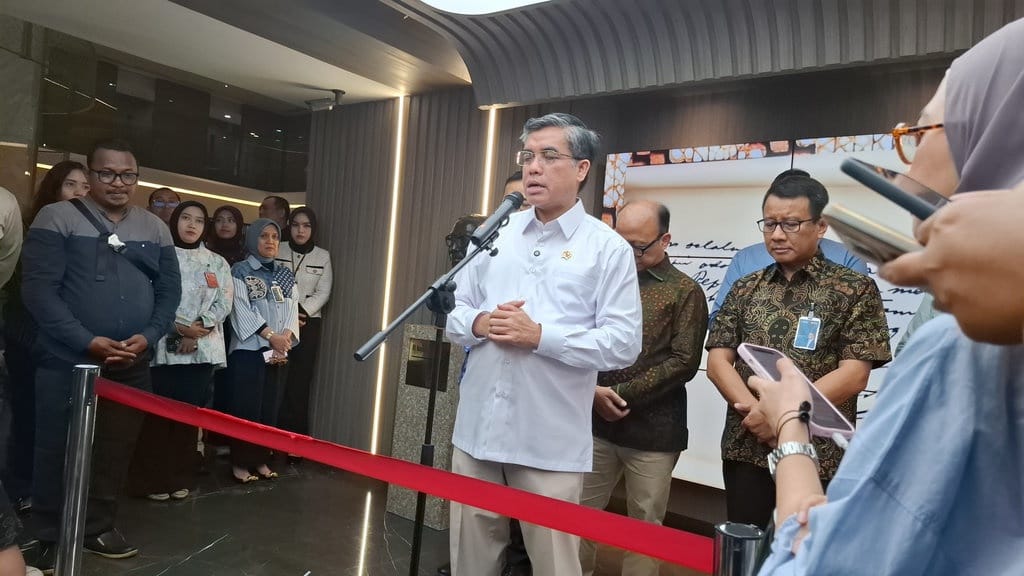 Menaker Yassierli Tinjau Magang Nasional di BNI