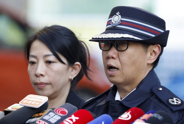 Kebakaran Hong Kong: Jenazah Terbakar Jadi Abu, Proses Identifikasi Terhambat