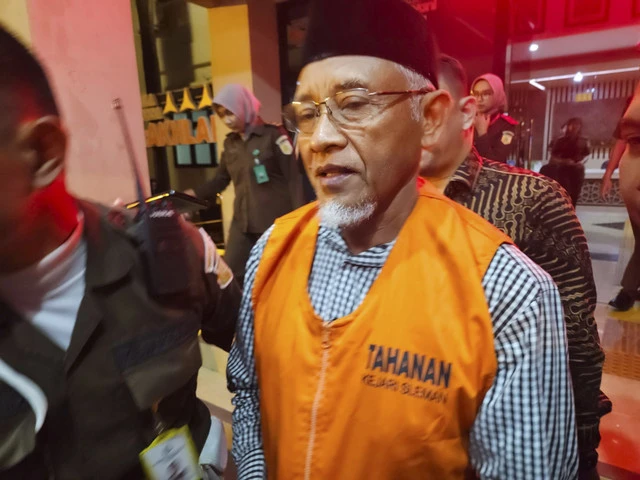 Sidang Perdana Kasus Hibah Pariwisata Eks Bupati Sleman Digelar Hari Ini