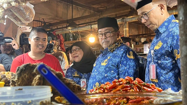 Rano Karno: Kenaikan Harga Ayam dan Telur Bukan Dampak Nataru