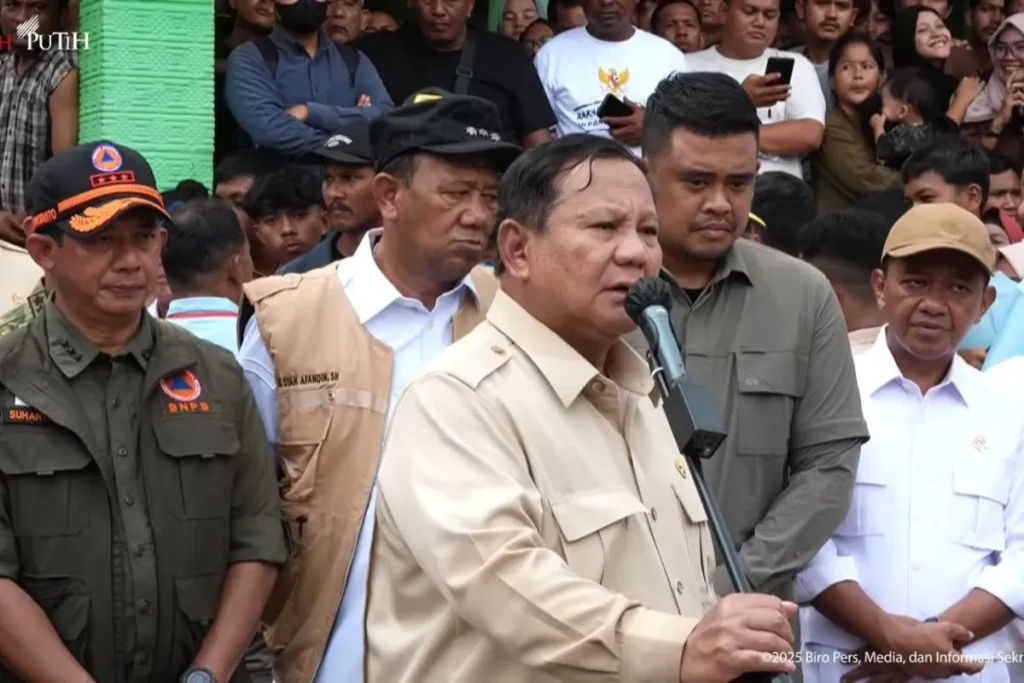 Prabowo Tegaskan Negara Hadir untuk Korban Banjir Langkat